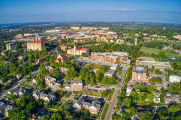 Aerial View of Lawrence, Kansas and its State University - obrazy, fototapety, plakaty