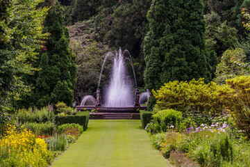 Naklejka premium Wasserspiele In den Gärten der Villa Taranto, Lago Maggiore, Piemont, Italien