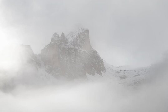 Dolomites timelapse fog