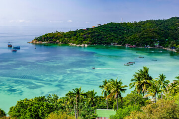 Fototapeta na wymiar View of a bay on Koh Tao island, Thailand