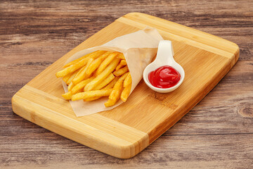 French Fry with tomato sauce