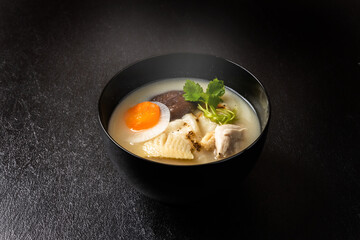 典型的なお雑煮 Ricecake boiled with vegetables(zouni) 