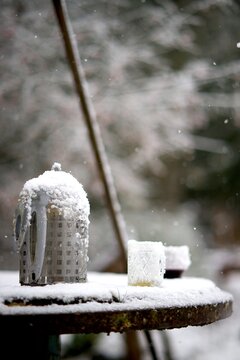 Table bouilloire et neige