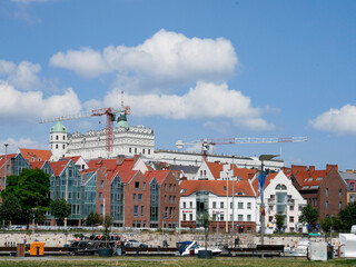 Widok z Łasztowni na nowe miasto i zamek w Szczecinie
