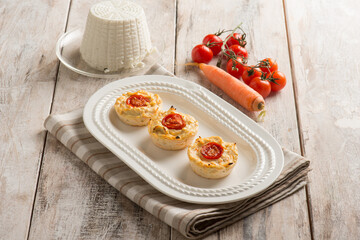 ricotta cheese flan with tomaotes and carrots