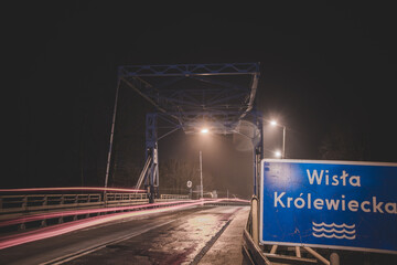 Most w Rybinie nocą