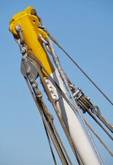 metallic pulley block and ropes