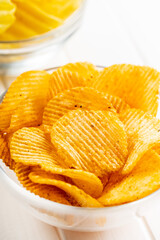 Crispy potato chips