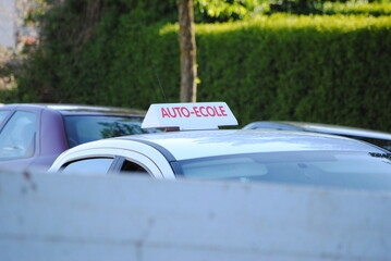 Voiture d'auto-école