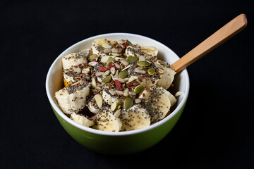 fruits with seeds in a bowl