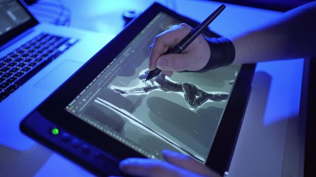 Professional Digital Drawing on Graphics Tablet 4