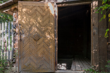 Haunted House - In The Middle Of The Forest