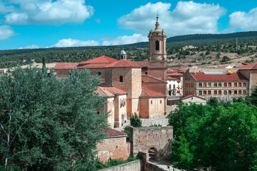 Fototapeta na wymiar Photograph of the town of Santo Domingo de Silos in Burgos, Spain.Nice villa to spend a few days of relaxation, rest and tranquility and at the same time take the opportunity to visit its monastery 