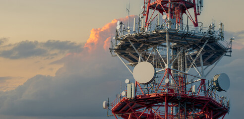 radio and television mast with mobile telephony antennas - obrazy, fototapety, plakaty