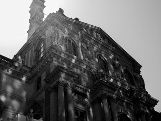 contrasted building structure
