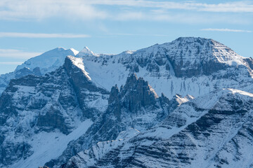 Obraz premium Türmlihorn and Gsür in Diemtigtal in winter