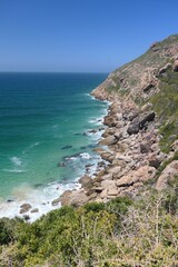 Robberg Nature Reserve mit einer Kolonie  Südafrikanischer Seebären (Arctocephalus pusillus). Bei Plettenberg Bay, Südafrika.