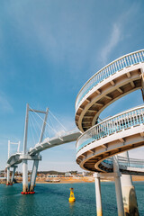 Obraz premium kkotge(Blue crab) bridge at BaeksaJang port in Anmyeondo Island, Taean, Korea