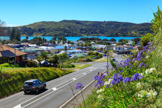 The small seaside town of Raglan in the Waikato Region, New Zealand