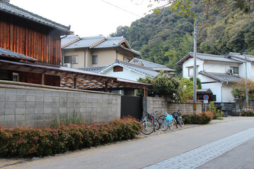 Fototapeta na wymiar alley and houses in iwakuni in japan