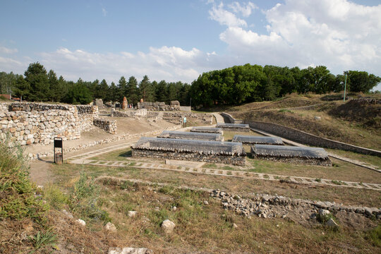 Alacah&ouml;y&uuml;k is one of the most important central regions of the Hittites, covering structures belonging to 4 different periods discovered by excavations.