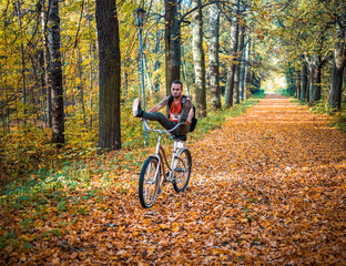 Fototapeta na wymiar person riding a bicycle