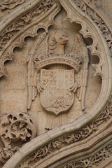 Escudo de los Reyes Católicos en Segovia
