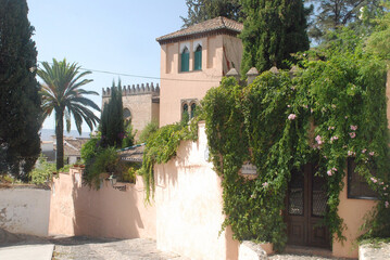 CALLES Y CASAS EN BARRIO DE GRANADA. ALBAYZIN