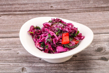 Pickled red cabbage with herbs