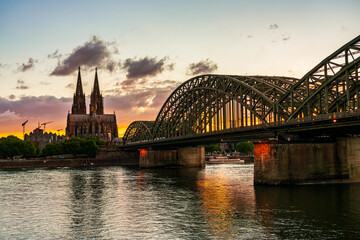 Fototapeta premium Sunset over the Cologne Cathedral, Germany.