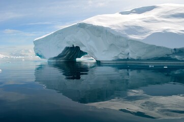 Fototapeta na wymiar Dramatic ice bridge Antarctica