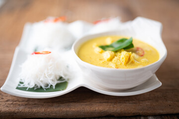 Rice Vermicelli And Crab Meat Red Curry, Thai Southern Style