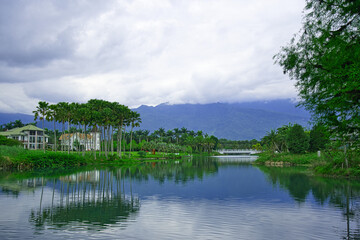 Fototapeta premium There are mountains, water, green trees, and a rural living environment. Hualien County, Taiwan is a very popular place for leisure travel.