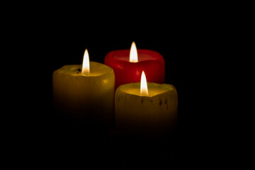 bougie fond noir