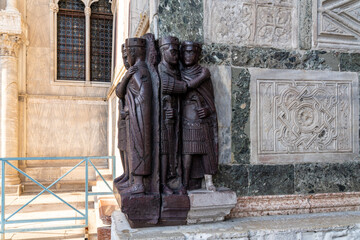 Porträt der vier Tetrarchen (römische Herrscher), um ca 300 am Tesoro, der Kirche San Marco an der Fassade des 13. Jahrhunderts