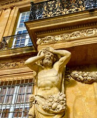 detail of the facade in Aix en Provence