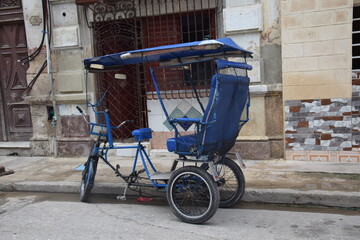 Triporteur &agrave; CUBA