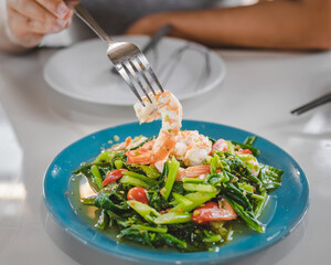 Stir fried vegetables with shrimp