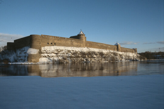 Festung Ivangorod gegenüber Narva