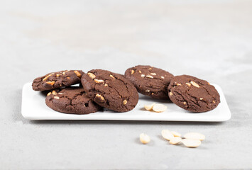 chocolate chip cookies