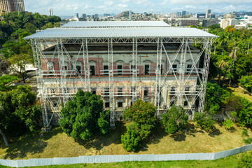 On September 2, 2018, the National Museum of Rio de Janeiro was consumed by the flames, a tragedy that reverberated in Brazil and abroad due to the importance of the institution with 200 recently comp