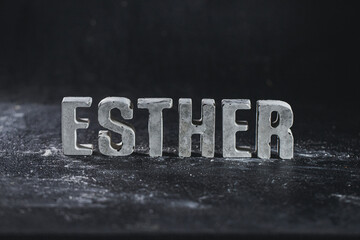 Esther, Name Betonbuchstaben