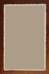 Obraz premium Vintage photo frame with scalloped edge.