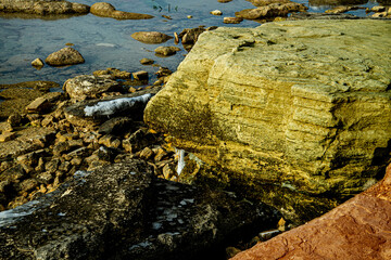 Каспий зимой. Лёд и камень