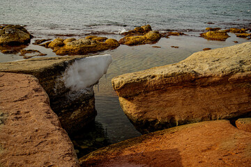 Каспий зимой. Лёд и камень