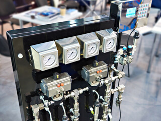 Control panel of priorities to optimize transport fueling at gas station