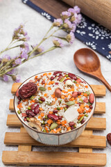 Take pictures of delicious, nutrient-rich porridge
