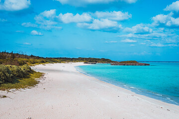与論島 Yoron island 百合ヶ浜 © lhivera gallery