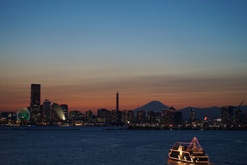 横浜みなとみらいの夜景
