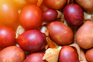easter eggs painted onion husks. coloring the eggs according to the old natural eco-friendly method with peeled onions. flare